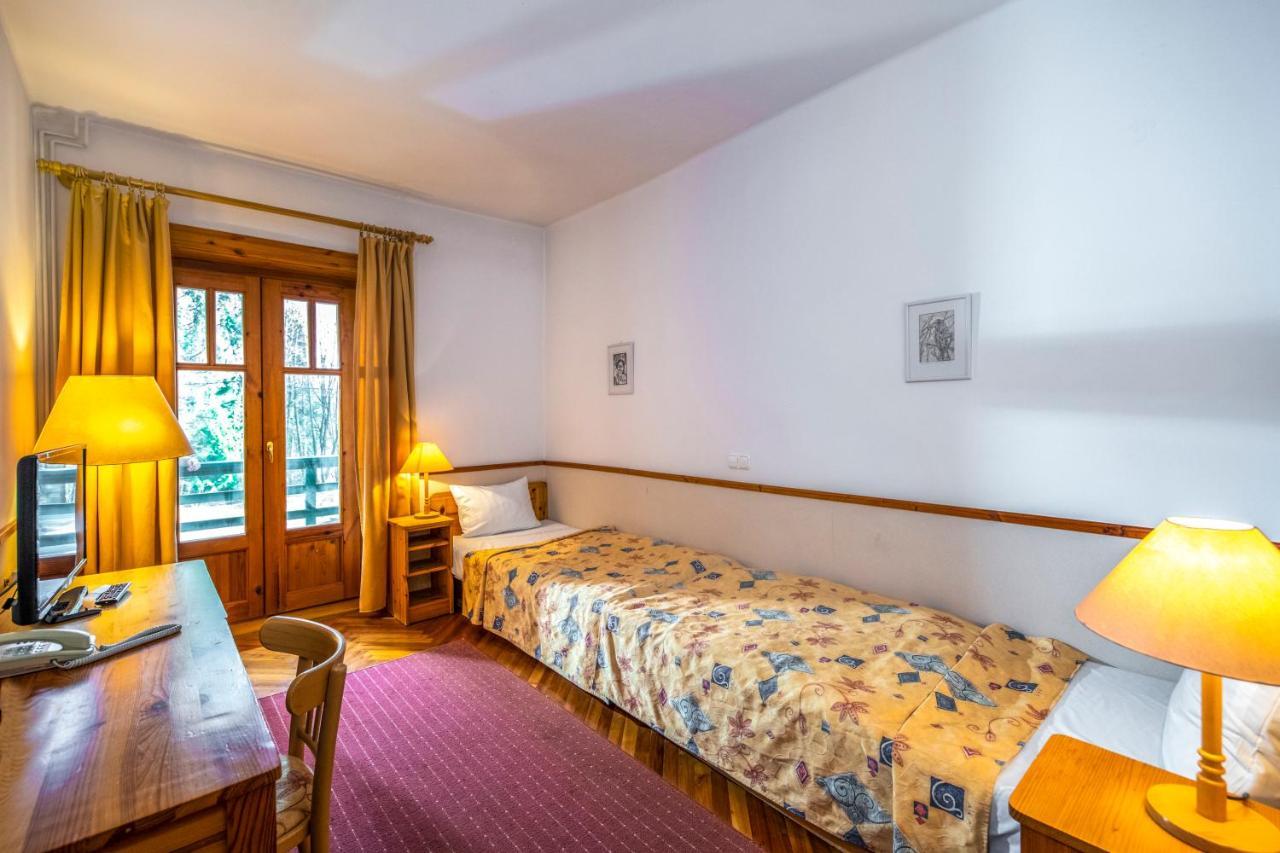 Bakony Hotel Bakonybél Екстериор снимка