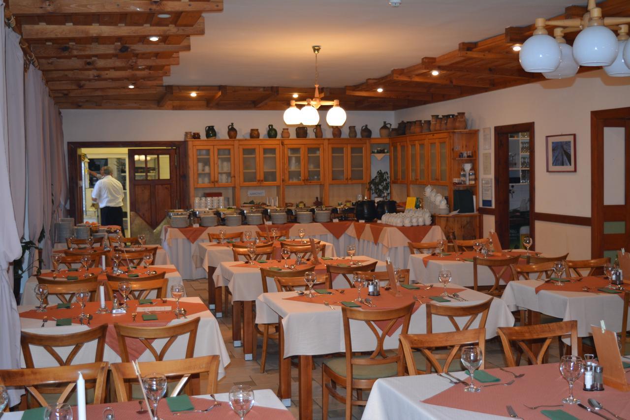 Bakony Hotel Bakonybél Екстериор снимка