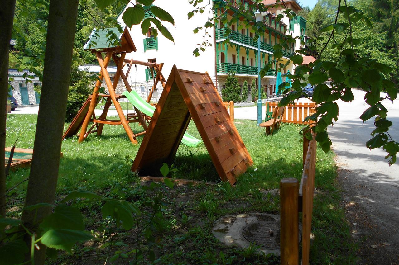 Bakony Hotel Bakonybél Екстериор снимка