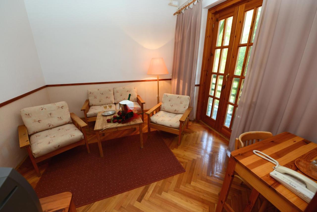 Bakony Hotel Bakonybél Екстериор снимка