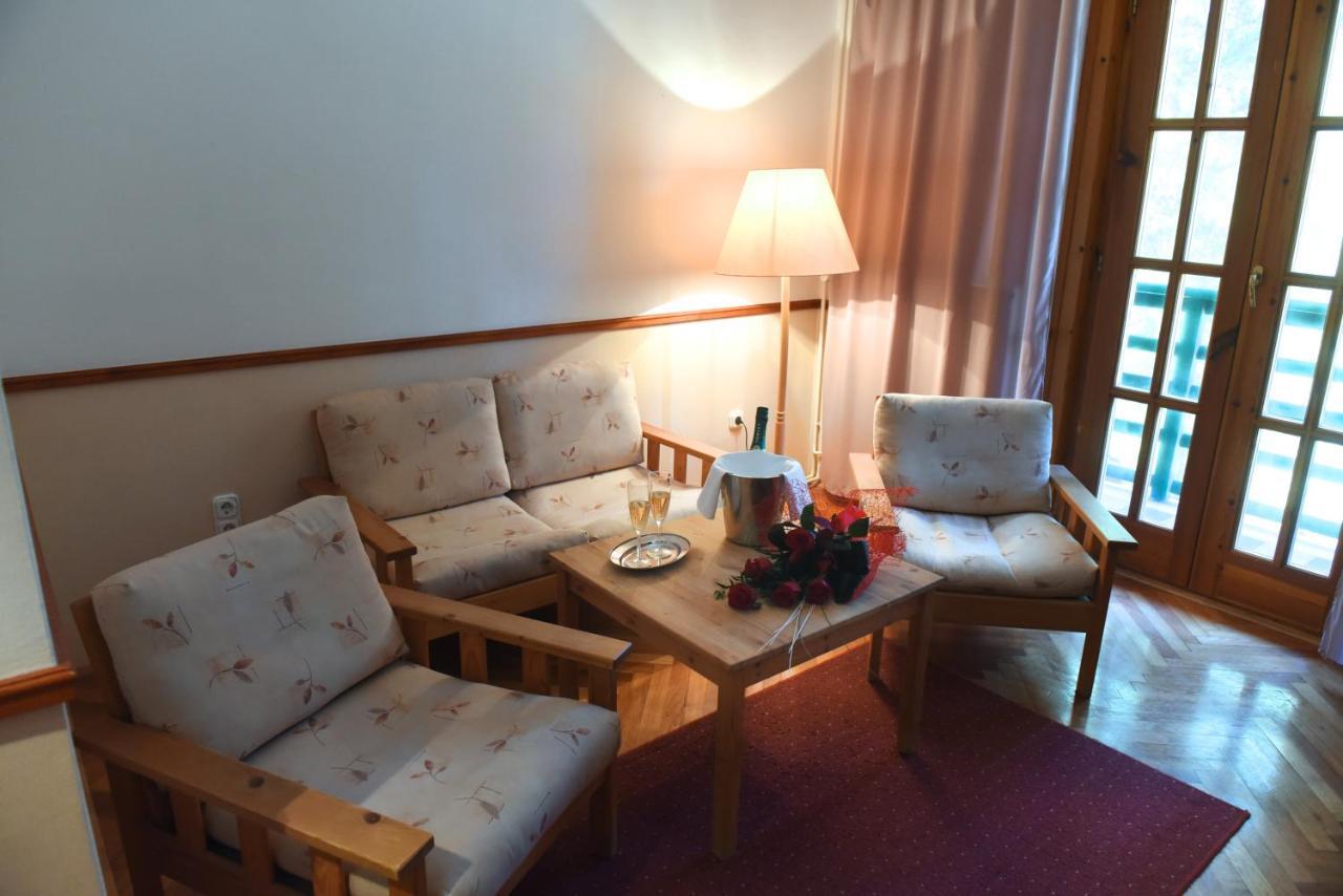 Bakony Hotel Bakonybél Екстериор снимка