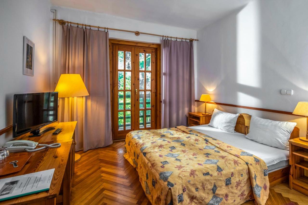 Bakony Hotel Bakonybél Екстериор снимка