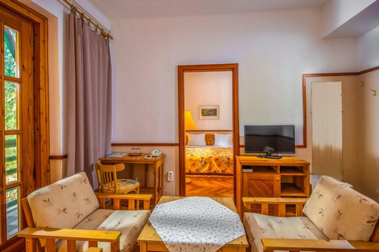 Bakony Hotel Bakonybél Екстериор снимка